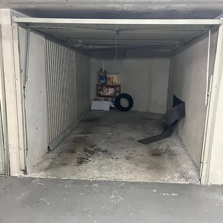 شقة Charming Two-room With Garage *